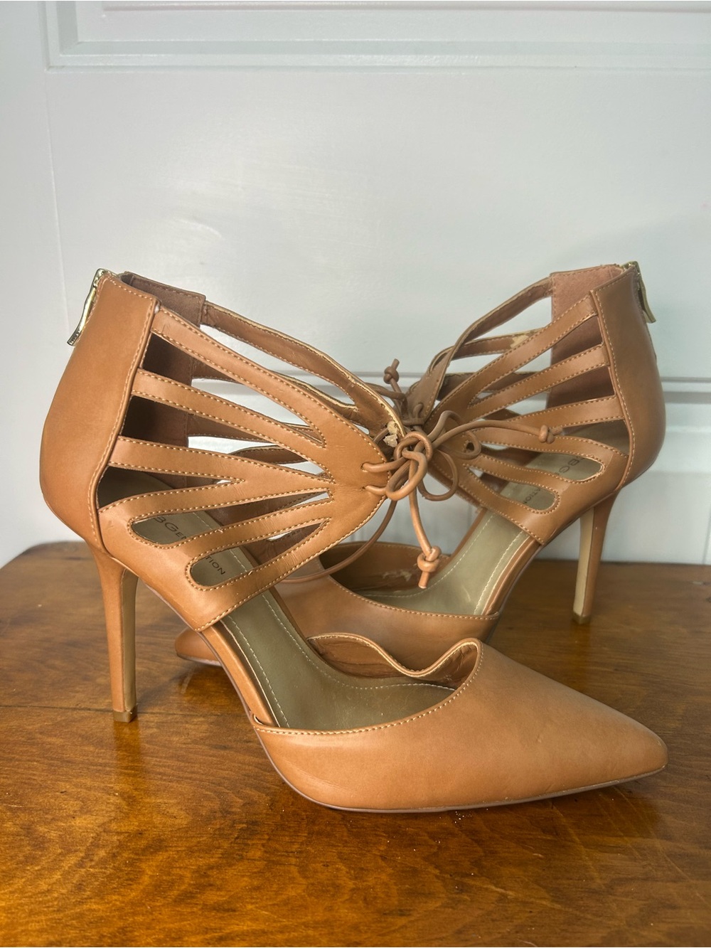 BCBGeneration Tan Strappy Pointed-Toe High Heels size 10